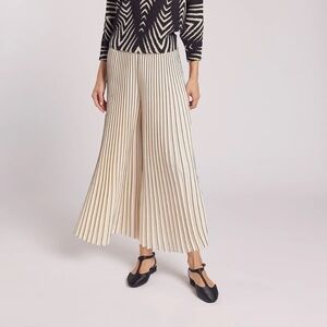 Wild Cosmos Cream &. Black Leah Matte Plissé Palazzo Pant